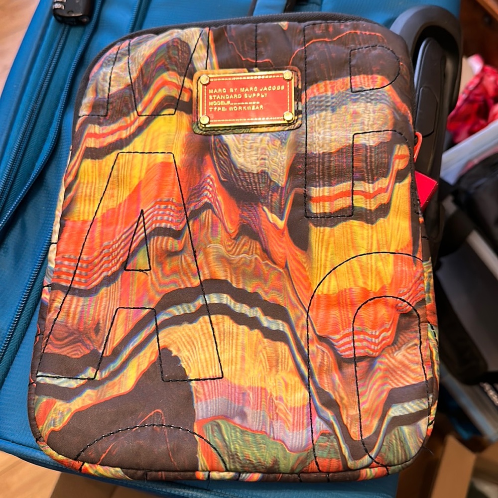 Marc by Marc Jacobs iPad case great condition